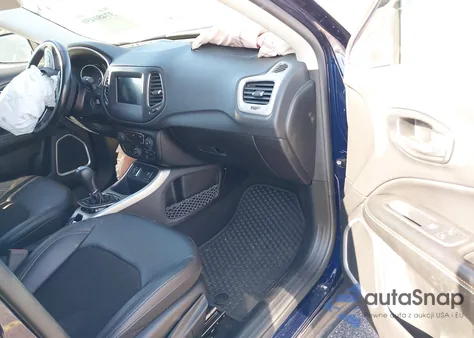 2021 Jeep Compass Latitude Fwd z USA, uszkodzony, nr VIN 3C4NJCBB9MT592610